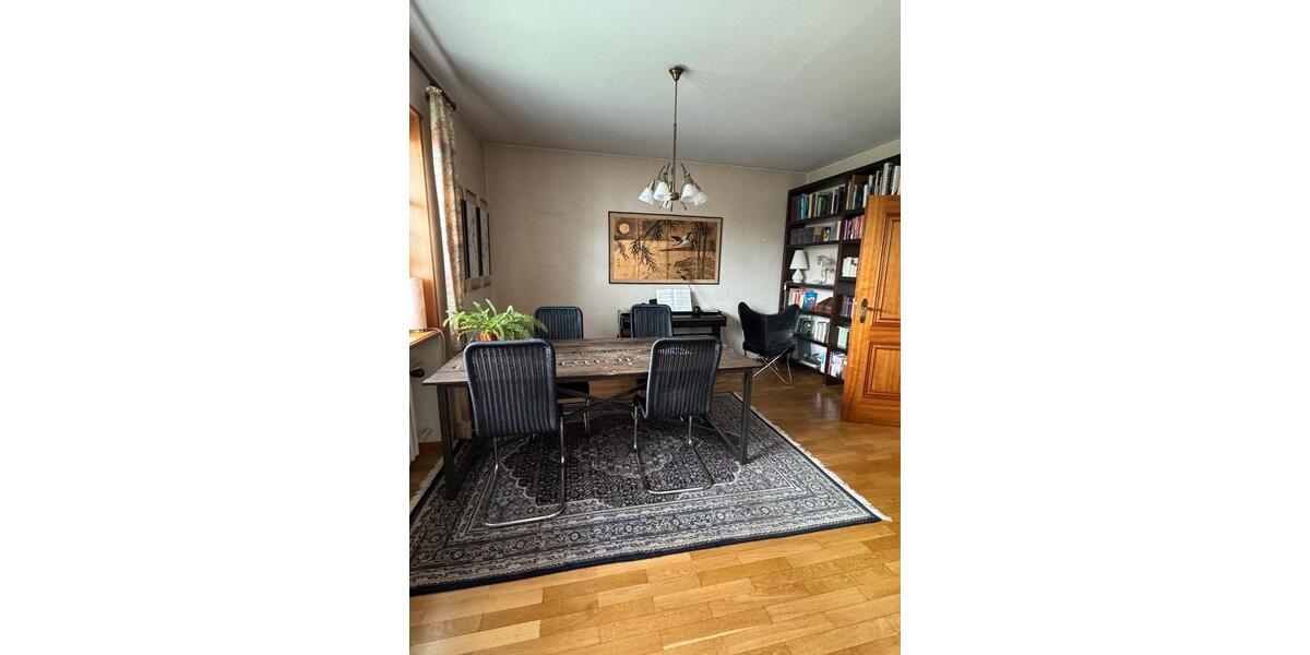 Erdgeschoßwohnung Neunkirchen - 4 Zimmer, 90 m&sup2;, 1.350&euro; | Angebot:25940770