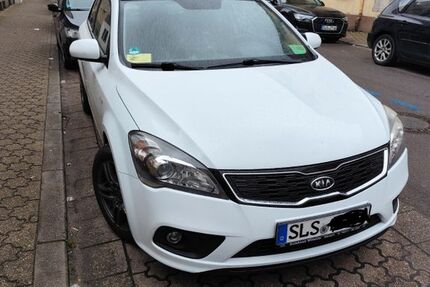 Kia pro ceed / ProCeed 116.000 km 4.799 &euro; Dillingen/Saar 66763