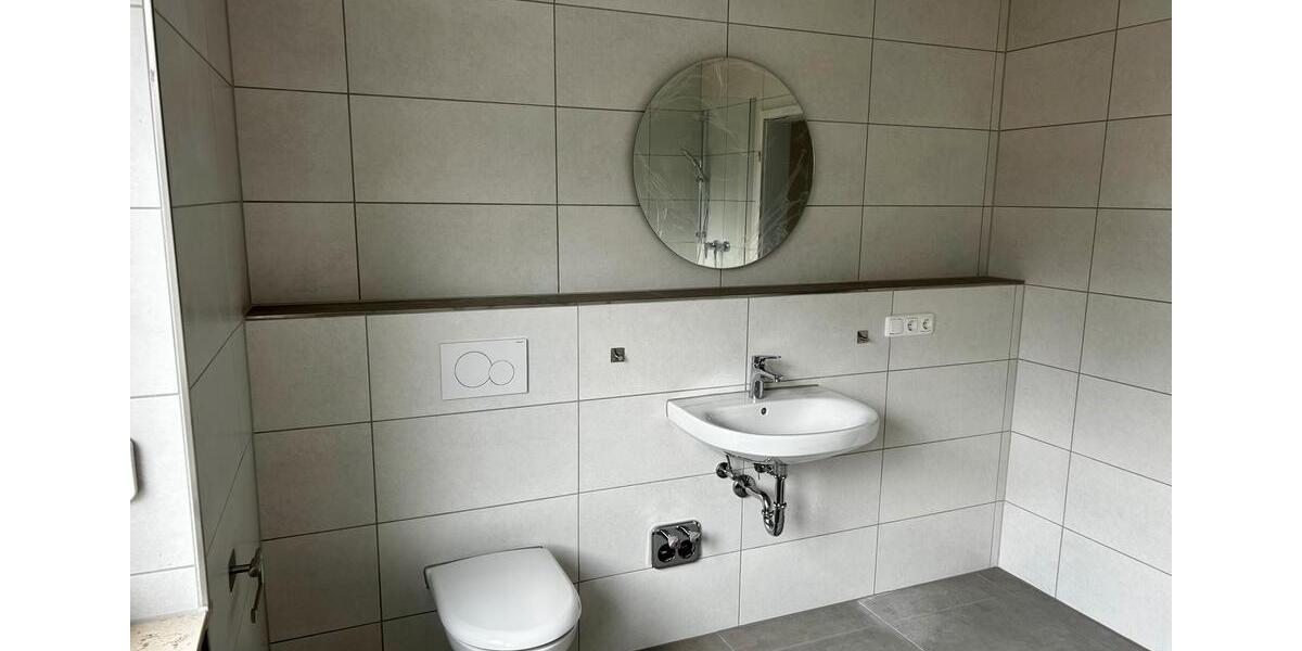 Etagenwohnung Heusweiler - 5 Zimmer, 100 m&sup2;, 700&euro; | Angebot:25944433