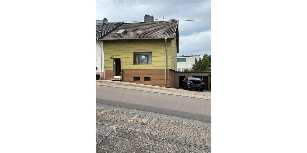 Doppelhaushälfte Saarbrücken Dudweiler - 4 Zimmer, 135 m&sup2;, 130.000&euro; | Angebot:27161555