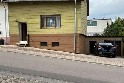 Haus Saarbrücken Dudweiler - 4 Zimmer, 135 m&sup2;, 130.000&euro; | Angebot:27161555