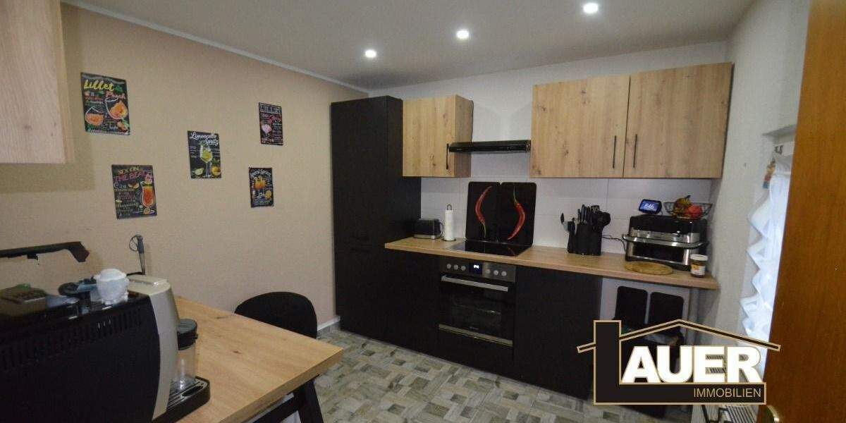 Mehrfamilienhaus, Wohnhaus Völklingen Ludweiler - 8 Zimmer, 183 m&sup2;, 235.000&euro; | Angebot:25729525