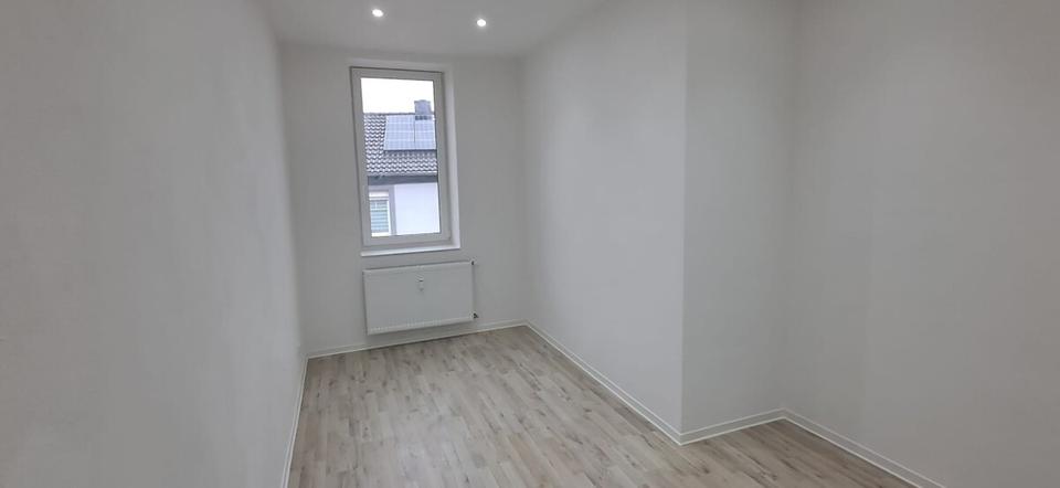 Etagenwohnung Kirkel - 2 Zimmer, 70 m&sup2;, 670&euro; | Angebot:25052889