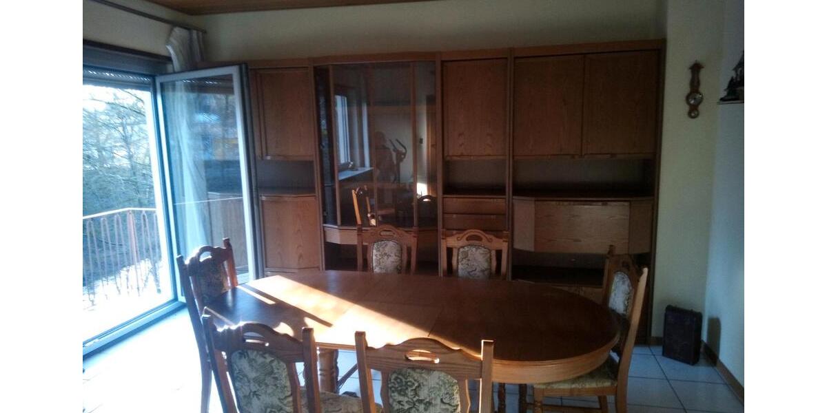 Etagenwohnung Neunkirchen - 3 Zimmer, 85 m&sup2;, 850&euro; | Angebot:25883536