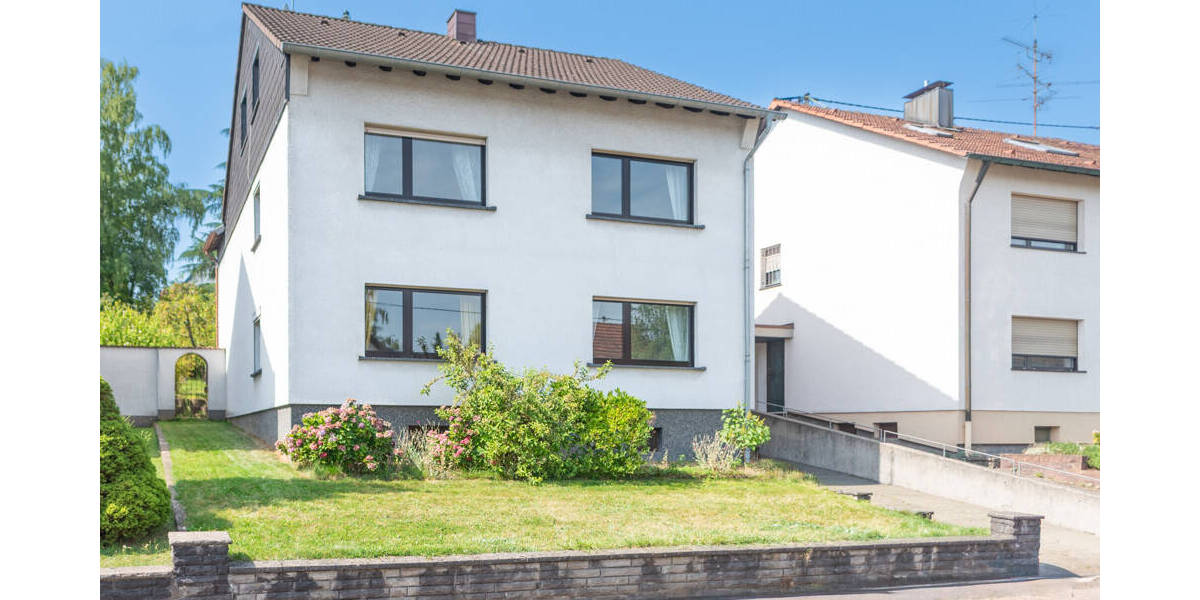 Mehrfamilienhaus, Wohnhaus Wadgassen - 9 Zimmer, 220 m&sup2;, 399.000&euro; | Angebot:25706636