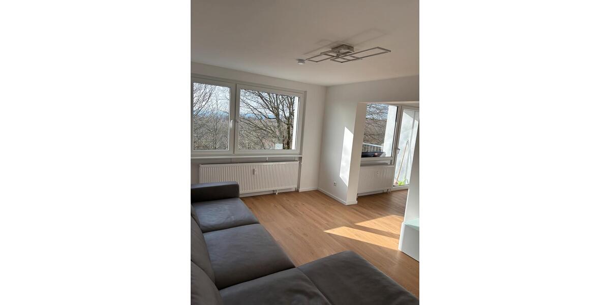 Etagenwohnung Saarbrücken Eschberg - 3 Zimmer, 70 m&sup2;, 940&euro; | Angebot:25804538