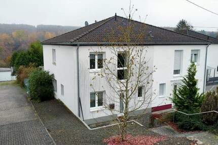 Haus Schiffweiler - 4 Zimmer, 120 m&sup2;, 324.900&euro; | Angebot:25732796