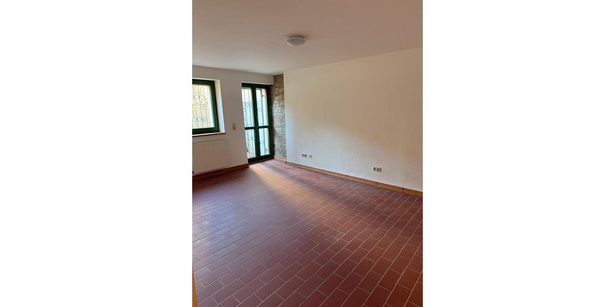 Etagenwohnung Saarbrücken Neue Bremm - 1 Zimmer, 45 m&sup2;, 480&euro; | Angebot:25734888