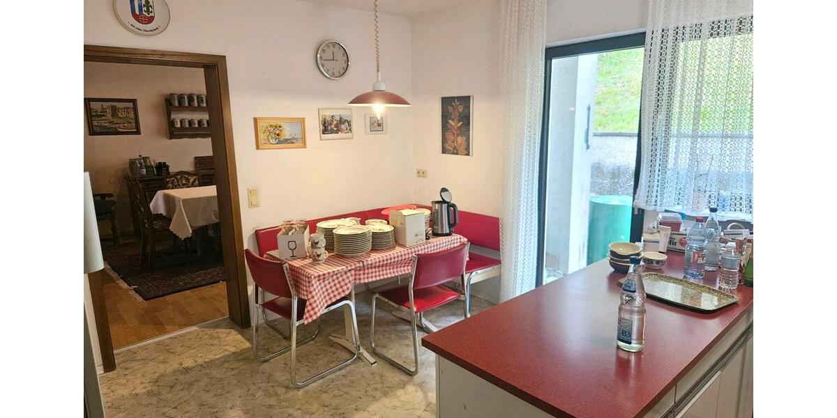 Einfamilienhaus Sankt Ingbert - 12 Zimmer, 207 m&sup2;, 322.000&euro; | Angebot:23283392
