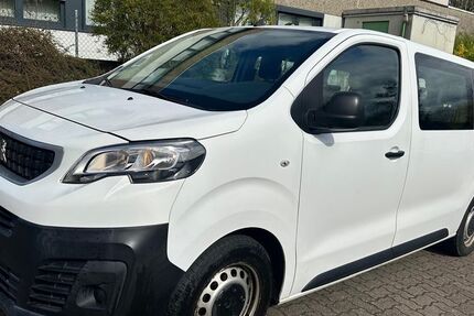 Peugeot Traveller 91.770 km 16.900 &euro; Völklingen 66333