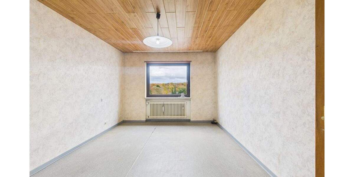 Einfamilienhaus Völklingen / Lauterbach Lauterbach - 6 Zimmer, 150 m&sup2;, 195.000&euro; | Angebot:25687885