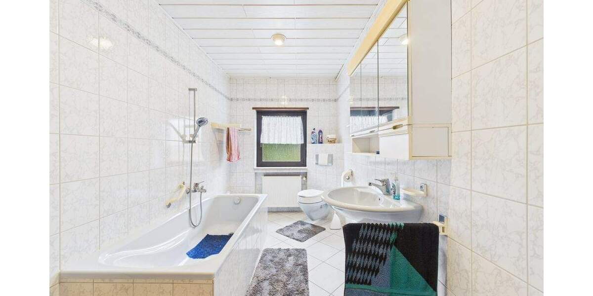 Einfamilienhaus Völklingen / Lauterbach Lauterbach - 6 Zimmer, 150 m&sup2;, 195.000&euro; | Angebot:25687885