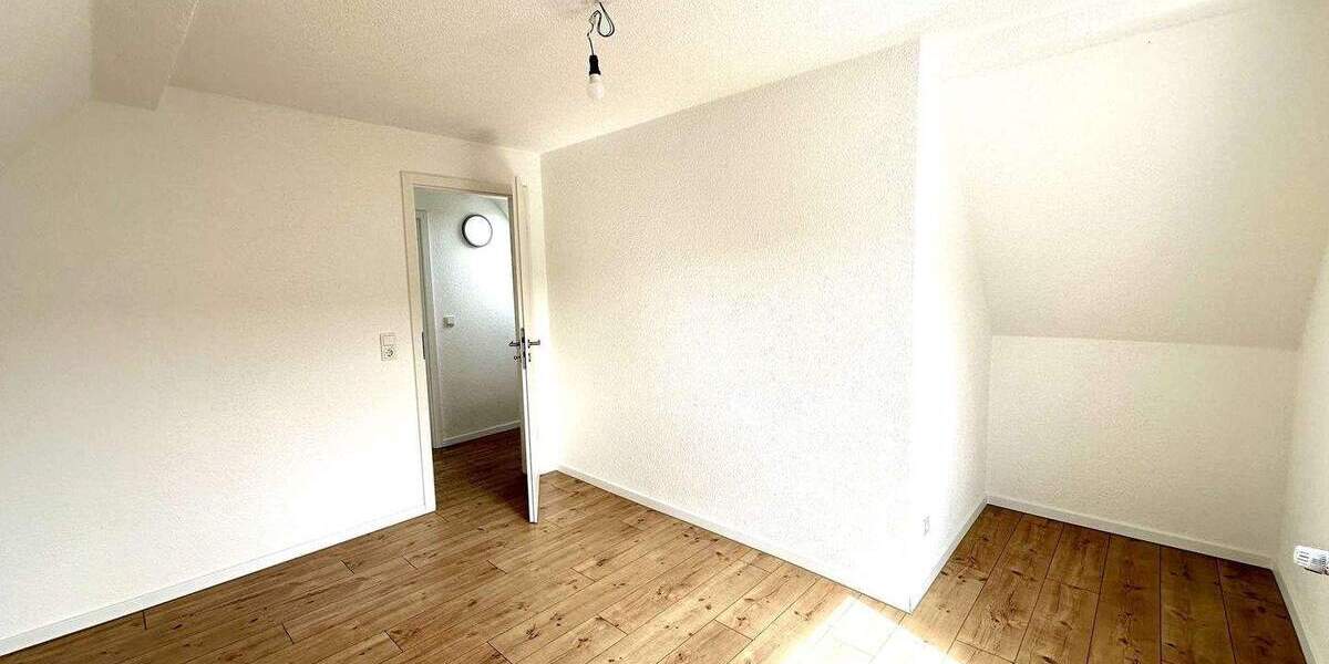 Einfamilienhaus Wadgassen - 5 Zimmer, 110 m&sup2;, 1.190&euro; | Angebot:25729889