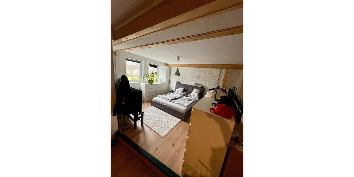 Maisonettenwohnung Schwalbach - 2 Zimmer, 90 m&sup2;, 800&euro; | Angebot:25934952