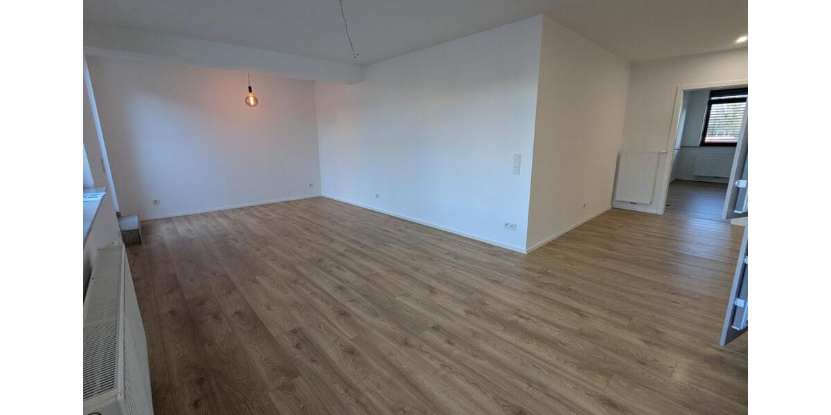 Etagenwohnung Saarlouis - 3 Zimmer, 88 m&sup2;, 240.000&euro; | Angebot:24063102