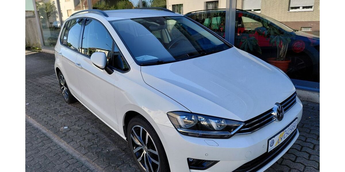 VW Golf 103.000 km 14.700 &euro; Schmelz 66839