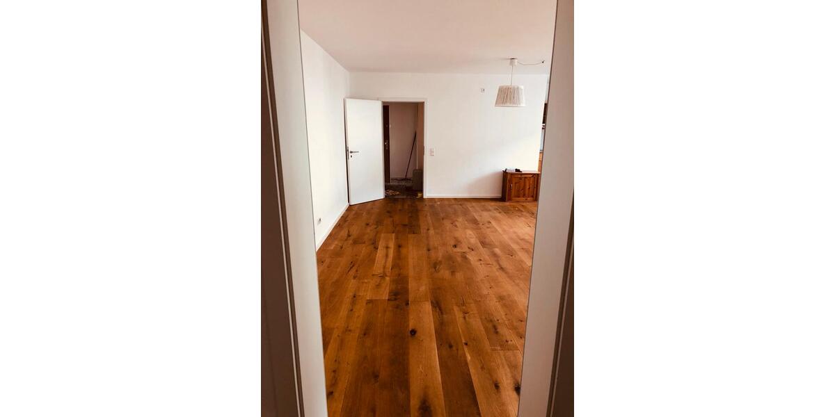 Etagenwohnung Saarbrücken Neue Bremm - 4 Zimmer, 84 m&sup2;, 199.000&euro; | Angebot:26749791