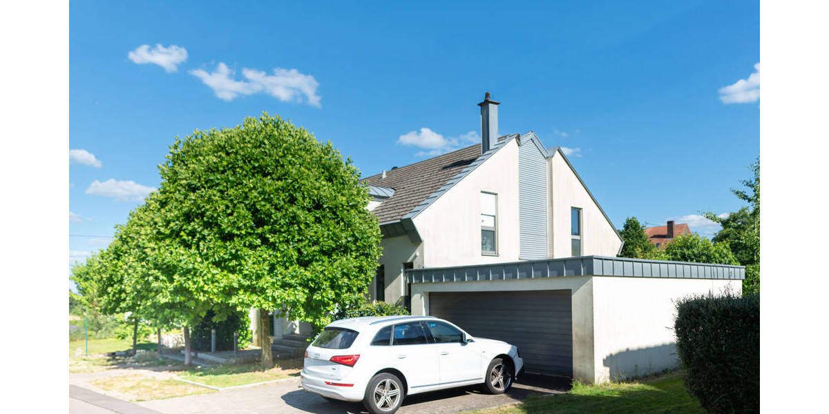 Einfamilienhaus Überherrn Altforweiler - 8 Zimmer, 188 m&sup2;, 2.100&euro; | Angebot:25706634