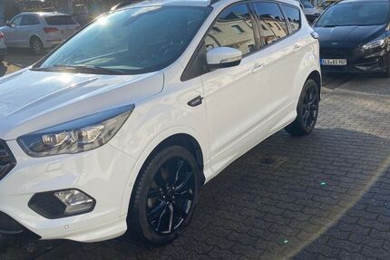 Ford Kuga 119.300 km 15.800 &euro; Dillingen 66763