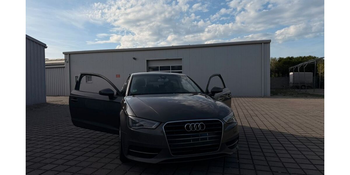 Audi A3 119.000 km 12.750 &euro; Saarbrücken 66130