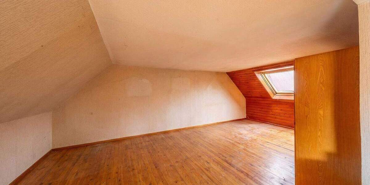 Einfamilienhaus Hornbach - 1 Zimmer, 290 m&sup2;, 160.000&euro; | Angebot:25691436