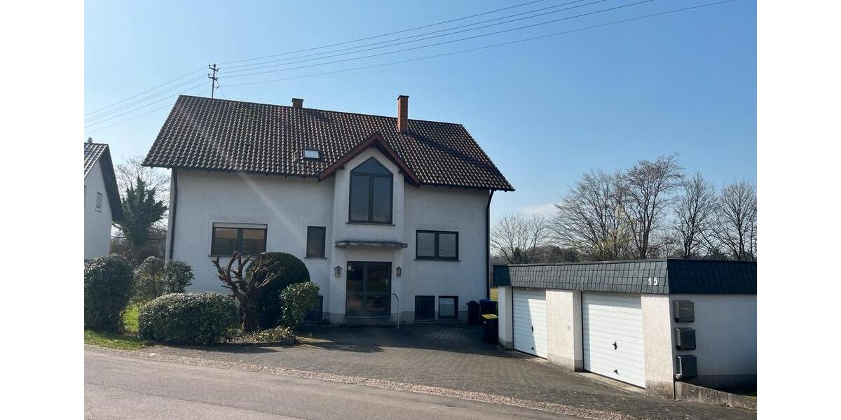 Erdgeschoßwohnung Tholey - 4 Zimmer, 105 m&sup2;, 700&euro; | Angebot:25456598