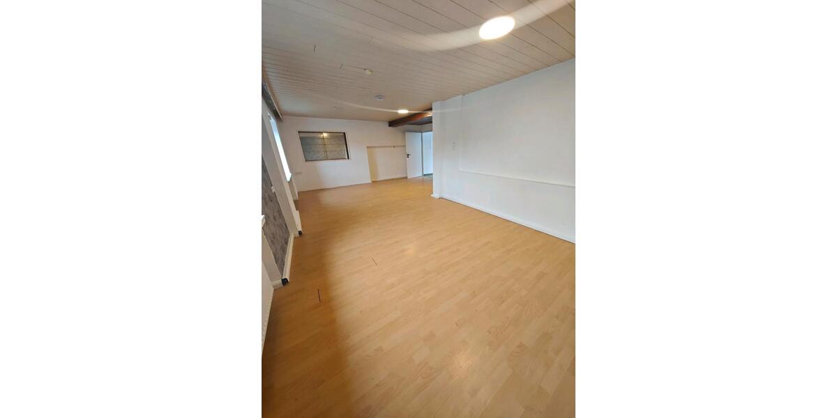 Erdgeschoßwohnung Ottweiler - 1 Zimmer, 52 m&sup2;, 390&euro; | Angebot:25802345