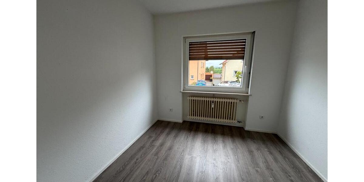 Erdgeschoßwohnung Heusweiler - 4 Zimmer, 98 m&sup2;, 800&euro; | Angebot:26558302