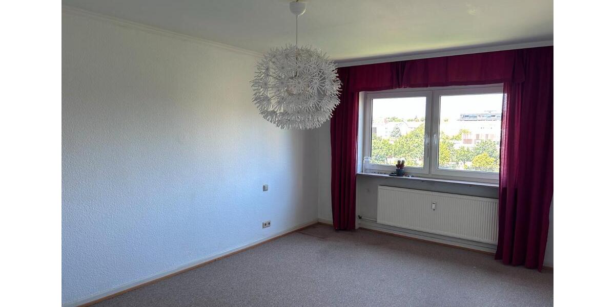 Etagenwohnung Saarbrücken - 3 Zimmer, 81 m&sup2;, 240.000&euro; | Angebot:26959767