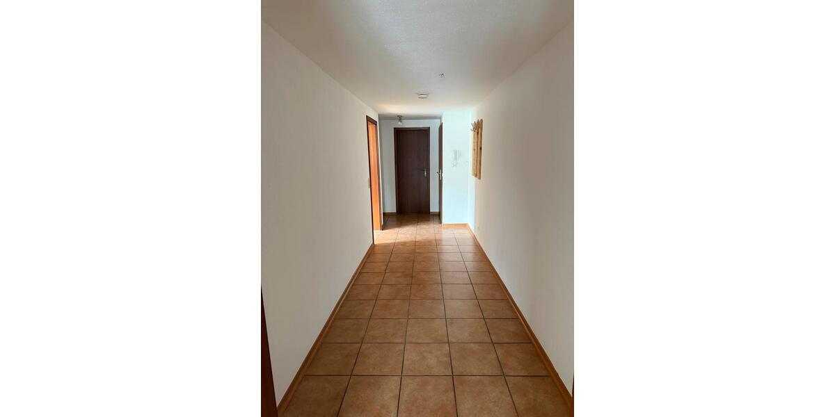 Dachgeschoßwohnung Wadgassen - 2 Zimmer, 75 m&sup2;, 650&euro; | Angebot:26664541