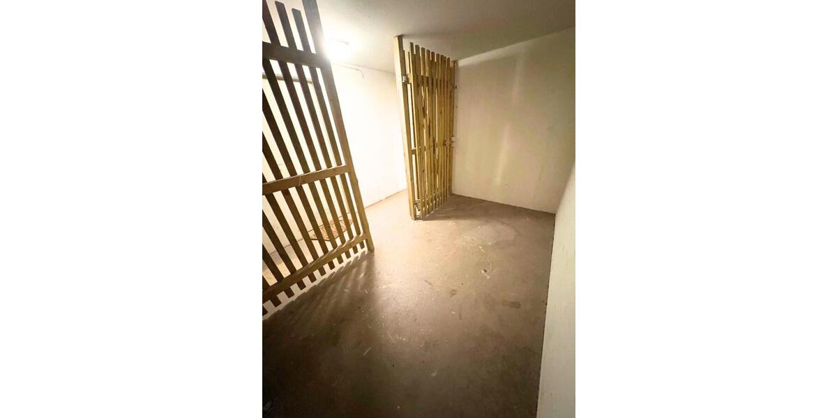 Dachgeschoßwohnung Dillingen (Saar) - 2 Zimmer, 70 m&sup2;, 590&euro; | Angebot:25856070