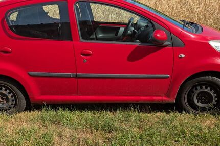 Peugeot 107 120.000 km 1.900 &euro; Gersheim 66453