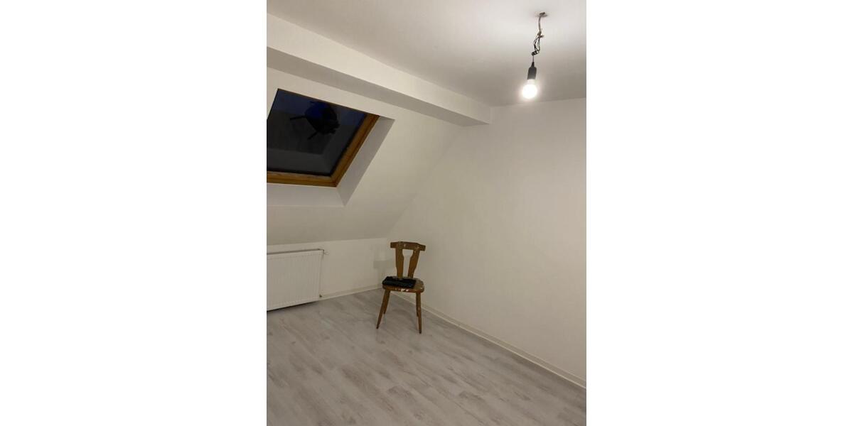 Dachgeschoßwohnung Neunkirchen Heinitz - 2 Zimmer, 45 m&sup2;, 485&euro; | Angebot:25872534