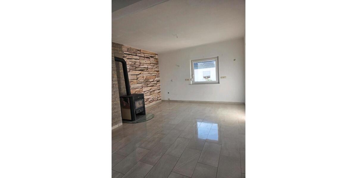 Einfamilienhaus Bexbach - 159.000&euro; | Angebot:26960848
