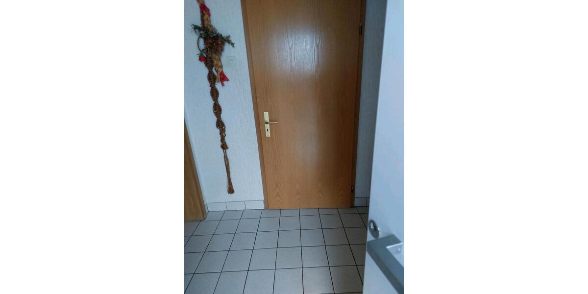 Einfamilienhaus Überherrn - 7 Zimmer, 160 m&sup2;, 180.000&euro; | Angebot:24352512