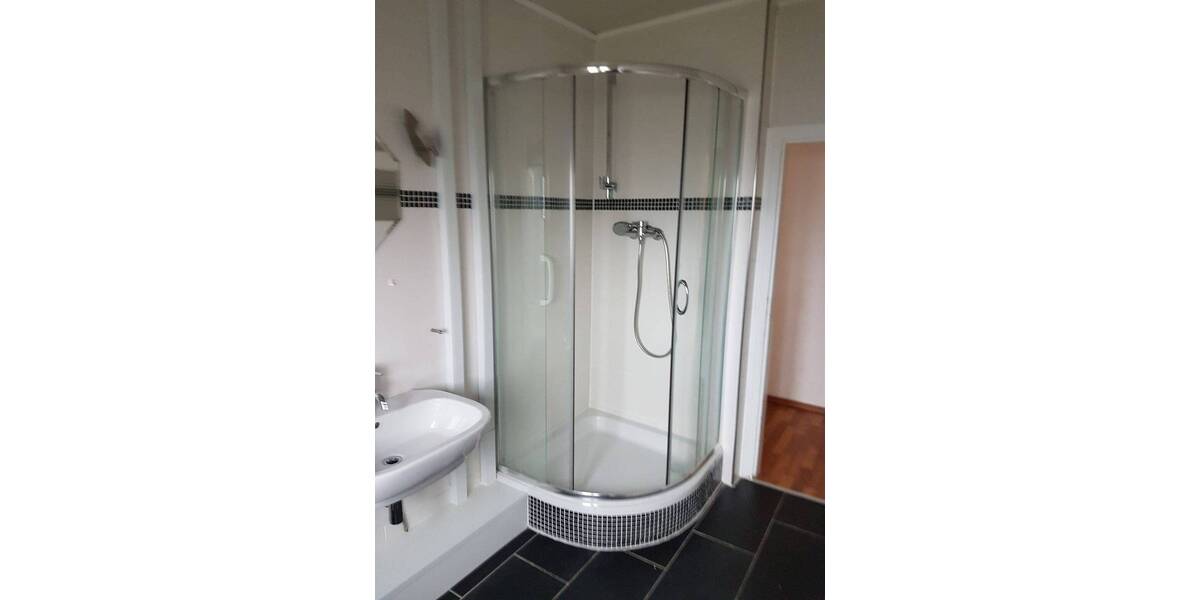 Mehrfamilienhaus, Wohnhaus St. Ingbert Hassel - 4 Zimmer, 130 m&sup2;, 195.000&euro; | Angebot:25682258