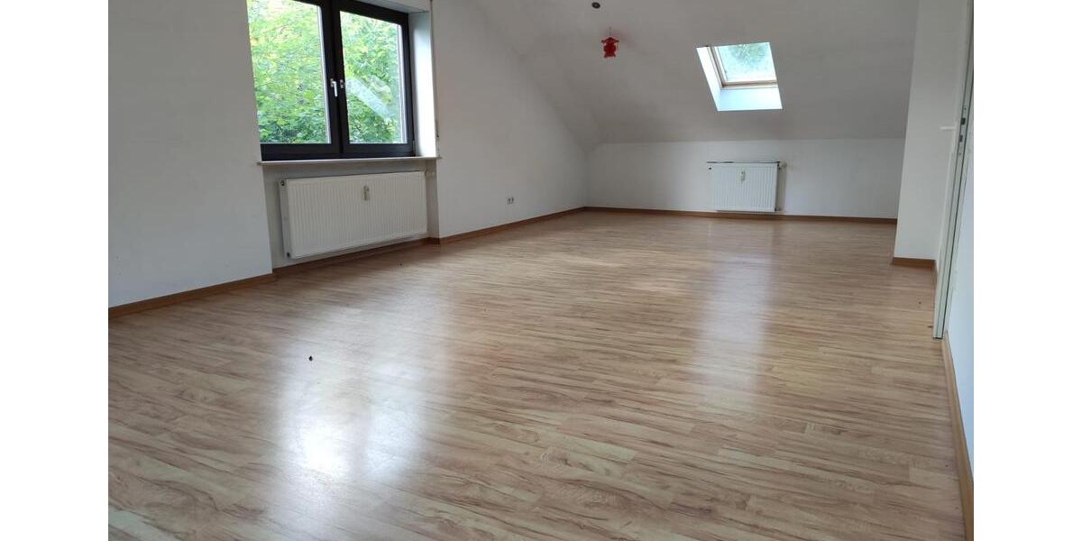 Einfamilienhaus Saarbrücken Dudweiler - 7 Zimmer, 195 m&sup2;, 430.000&euro; | Angebot:26498374
