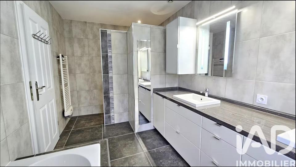 Einfamilienhaus Saarlouis - 6 Zimmer, 160 m&sup2;, 330.000&euro; | Angebot:25960150