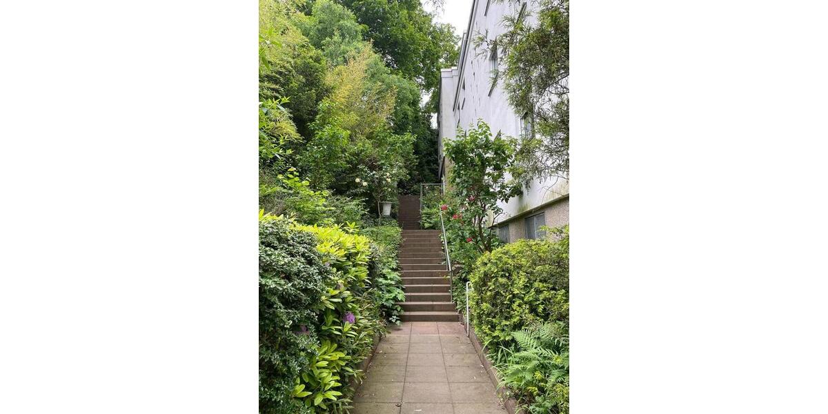 Etagenwohnung Saarbrücken Kieselhumes - 2 Zimmer, 80 m&sup2;, 780&euro; | Angebot:25111481