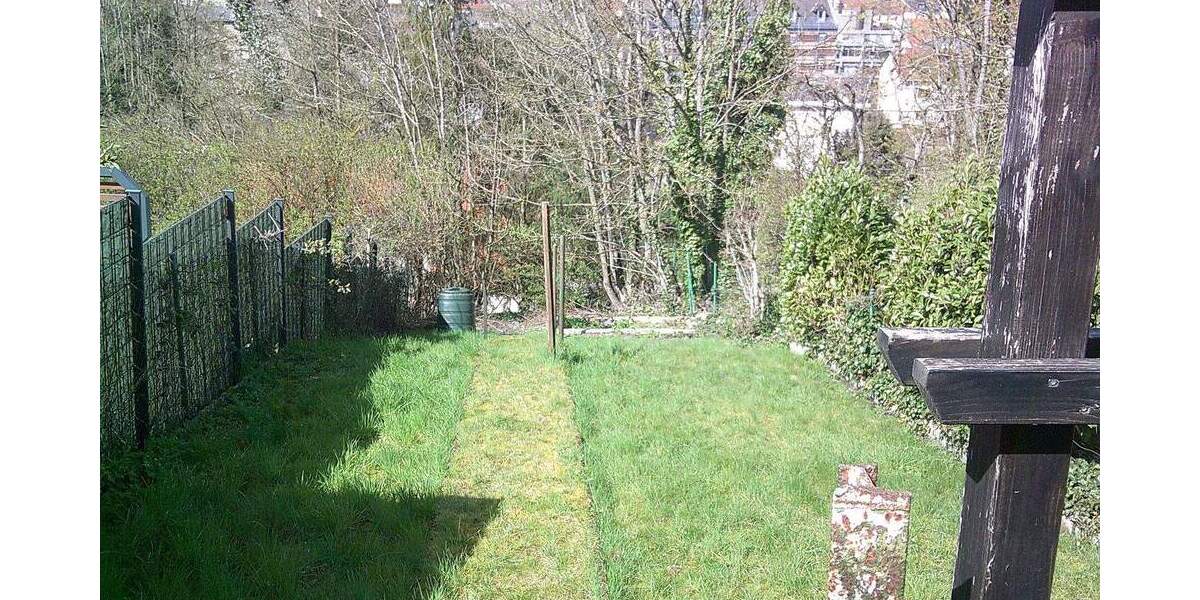 Reihenmittelhaus Sulzbach/Saar Sulzbach - 5 Zimmer, 130 m&sup2;, 105.000&euro; | Angebot:26036723