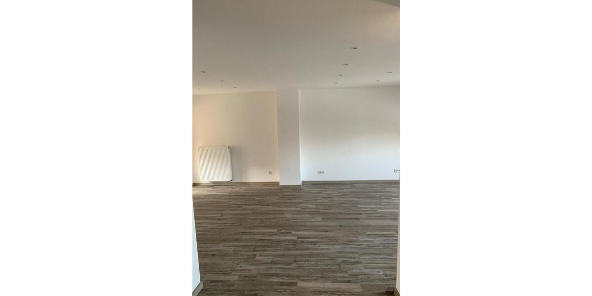 Etagenwohnung Völklingen - 3 Zimmer, 80 m&sup2;, 750&euro; | Angebot:25943565