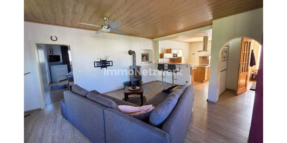 Mehrfamilienhaus, Wohnhaus Neunkirchen/Saar Innenstadt - 8 Zimmer, 205 m&sup2;, 298.000&euro; | Angebot:25824316