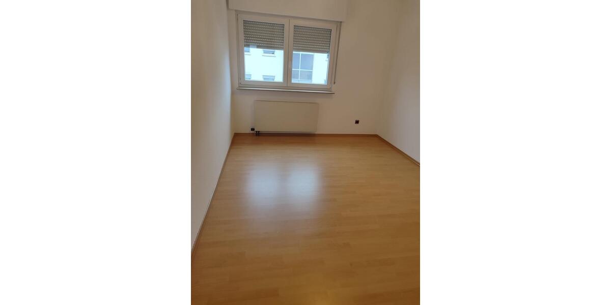Einfamilienhaus Waldmohr - 5 Zimmer, 143 m&sup2;, 1.390&euro; | Angebot:25783474
