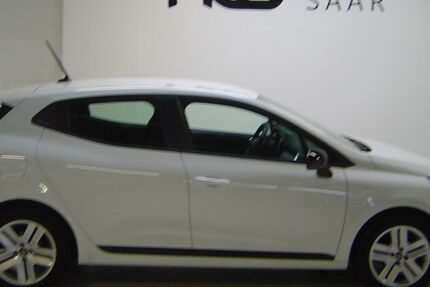 Renault Clio 9.755 km 16.690 &euro; Saarbrücken 66115