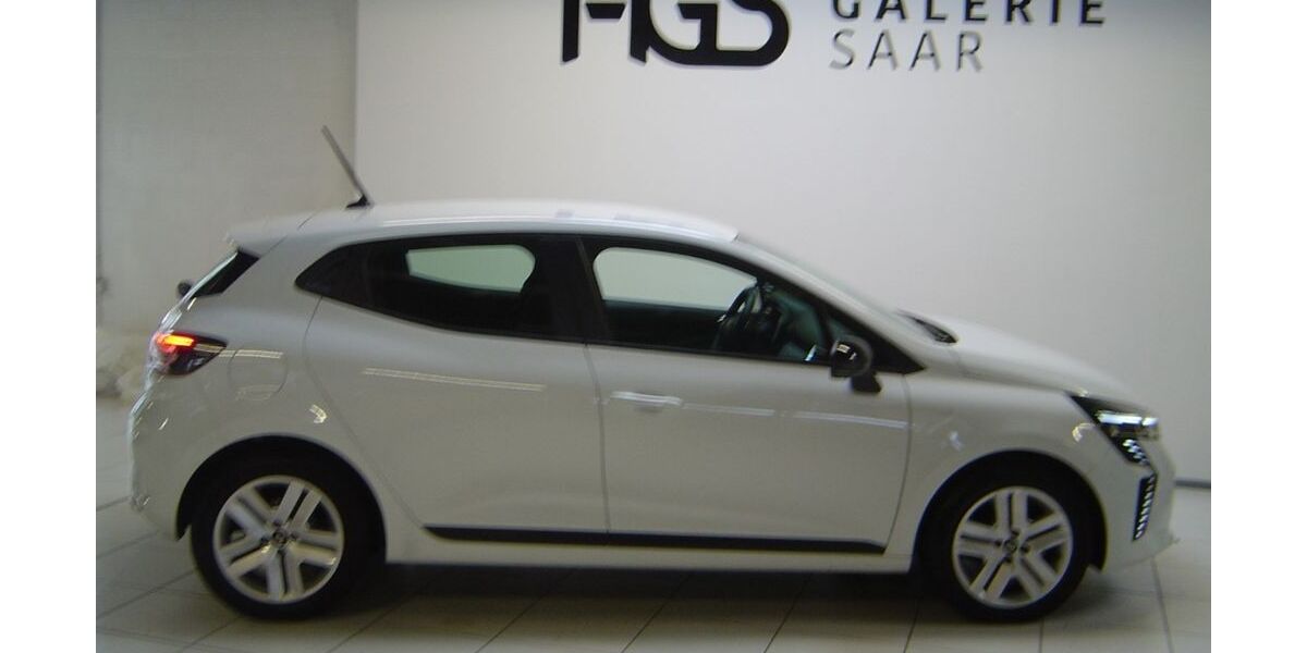 Renault Clio 9.755 km 16.690 &euro; Saarbrücken 66115