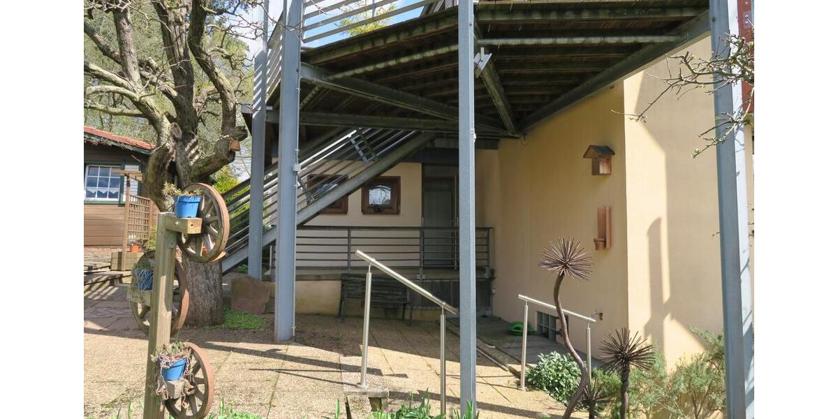 Erdgeschoßwohnung Schwalbach - 3 Zimmer, 113 m&sup2;, 900&euro; | Angebot:25932875