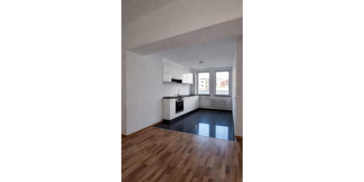 Etagenwohnung Saarbrücken - 4 Zimmer, 95 m&sup2;, 1.200&euro; | Angebot:26610376