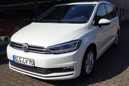 VW Touran 136.500 km 19.900 &euro; Schmelz 66839