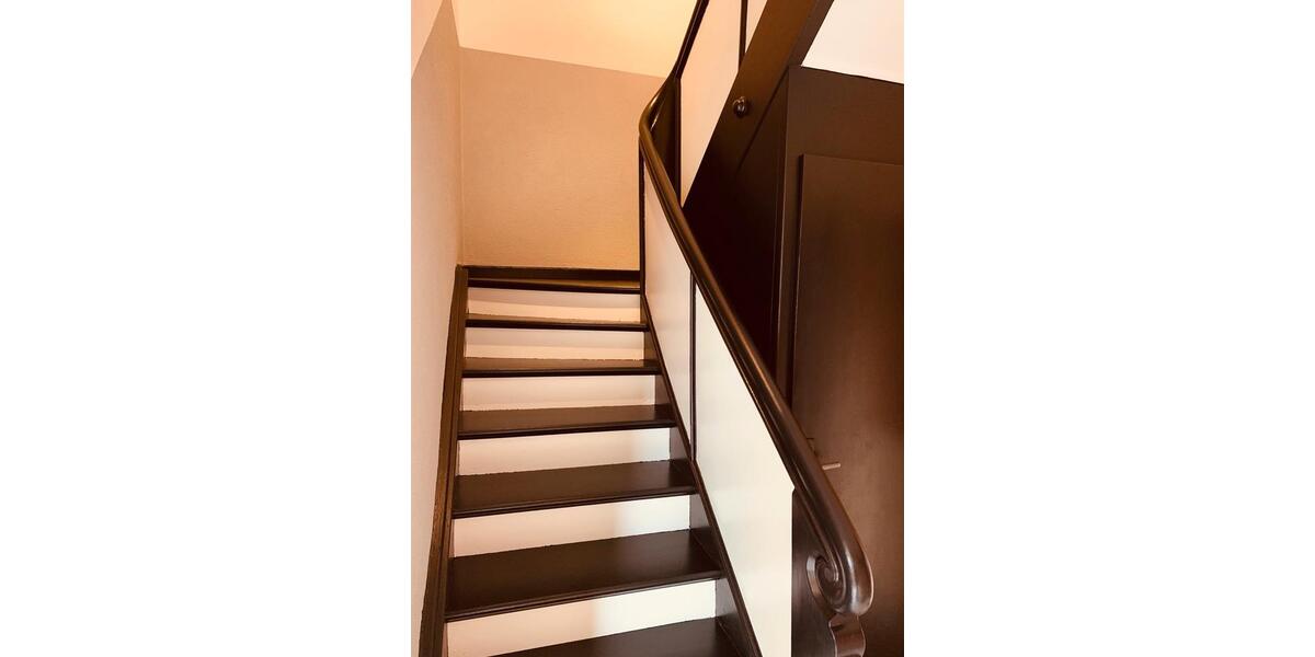 Dachgeschoßwohnung Homburg - 1 Zimmer, 67 m&sup2;, 650&euro; | Angebot:25944439