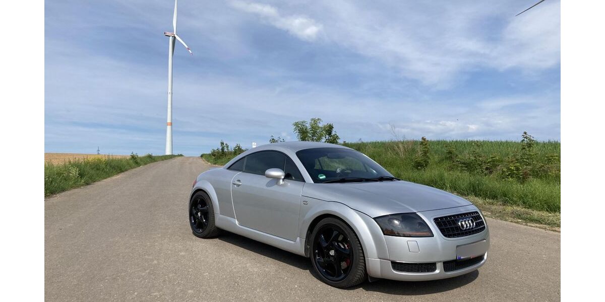 Audi TT 197.654 km 9.900 &euro; Homburg 66424